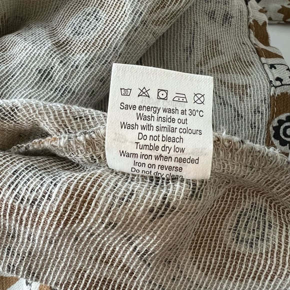 Rylee + Cru Medallion Floral Blouse size 4-5Y - Picture 9 of 10